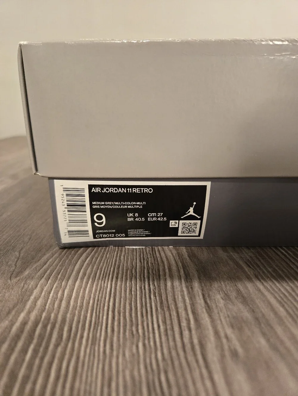 USED Nike Air Jordan 11 Retro Cool Grey Size 9